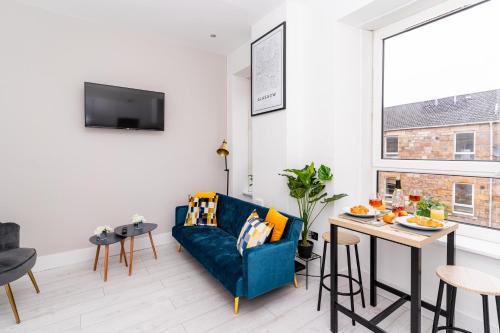 格拉斯哥Cheerful 2 Bedroom Homely Apartment, Sleeps 4 Guest Comfy, 1x Double Bed, 2x Single Beds, Parking, Free WiFi, Suitable For Business, Leisure Guest,Glasgow, Glasgow West End, Near City Centre的相册照片