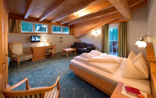 修希Hotel Waldrast Dolomites的相册照片