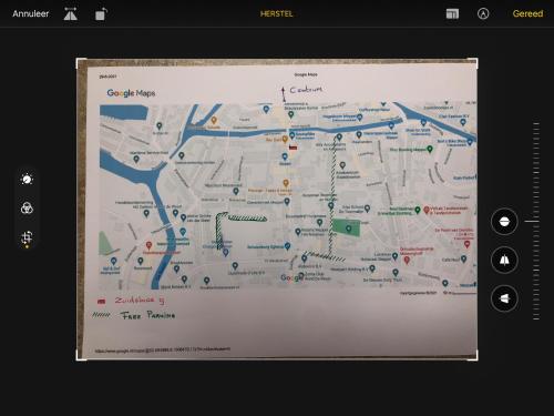梅珀尔Centrum Meppel的屏幕上显示的坦率城市地图