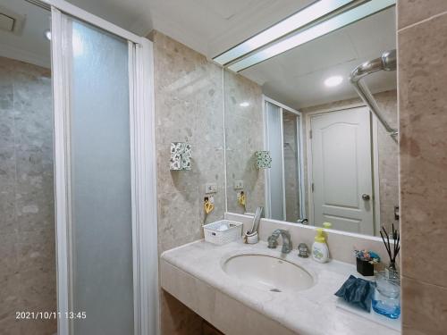 草悟景观公寓的一间浴室