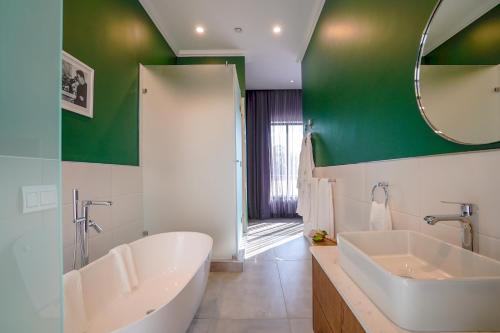 Sanctuary Mandela的一间浴室