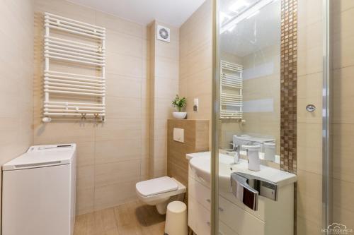 Apartament Solna 208 Kołobrzeg的一间浴室