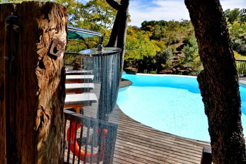 Laluka Safari Lodge - Welgevonden Game Reserve内部或周边的泳池