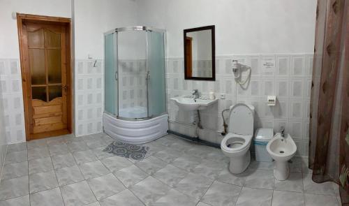 Mini-Hotel Sakvoyage的一间浴室