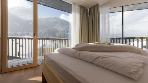 塞斯托Villa Rainer的山景卧室 - 带1张床