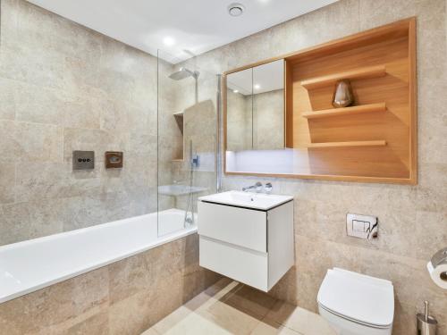 Southwark by Q Apartments的一间浴室