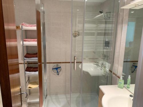 Appartement Gipsa III - WIFI - PARKING PRIVÉ的一间浴室