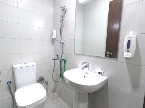 Barsha Star Residence - Home Stay的一间浴室