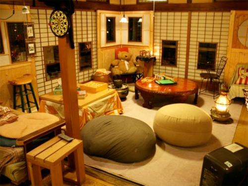 The Otaornai Backpacker's Hostel Morinoki的休息区