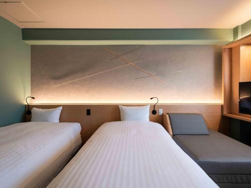 EN HOTEL Hiroshima - Vacation STAY 45747v客房内的一张或多张床位