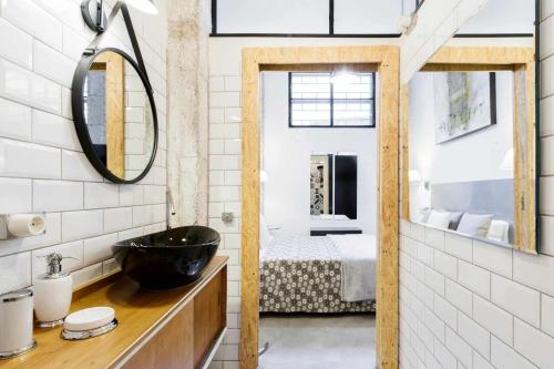 MonKeys Apartments Luxury MetaLoft的一间浴室