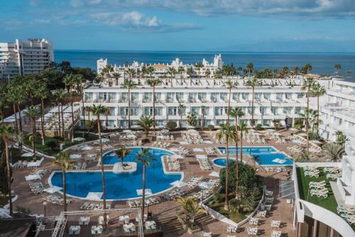 Iberostar Las Dalias All Inclusive内部或周边泳池景观