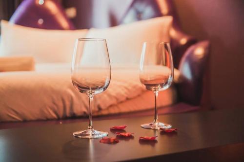 Mercu Summer Suite Love Romance Purple Love Fun Mercu Summer 