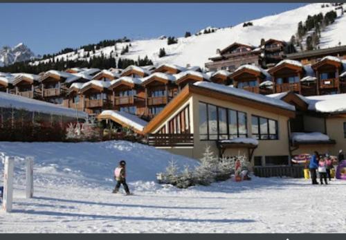 谷雪维尔Luxury suite 70m2 balcon courchevel1850 parking的相册照片