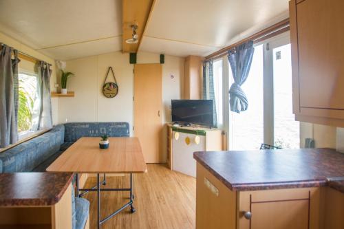 Waterfront 2 Bedroom MobilHome