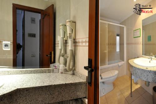 阿拉贡酒店的一间浴室