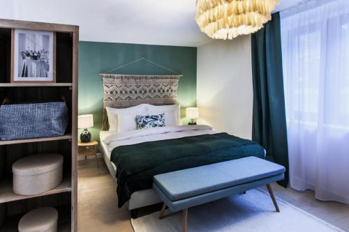 Chalet Antoine serviced Apartments by Mirabeau客房内的一张或多张床位
