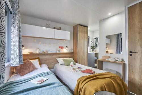 Camping Porto Vecchio客房内的一张或多张床位