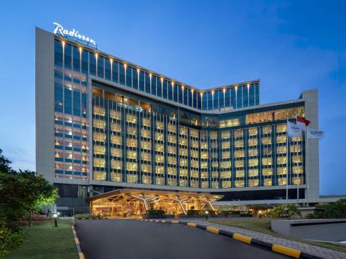 巴淡岛中心巴淡岛高尔夫及会议中心丽筠酒店的新加坡 ⁇ 染辐射酒店