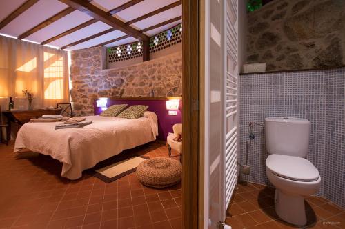 奥坎托达特拉乡村民宿的一间浴室