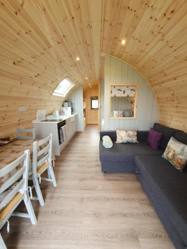 Lilly's Lodges Orkney Robin Lodge的厨房或小厨房