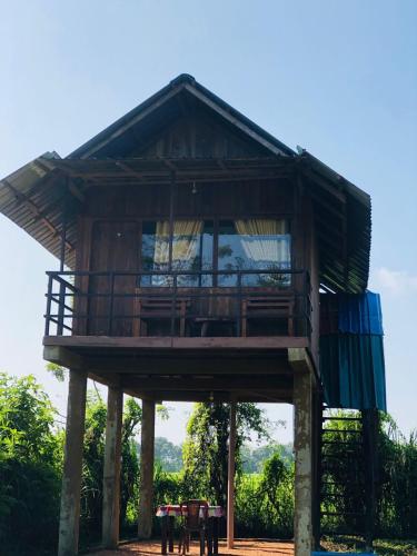 Sigiriya Paddy Field Hut