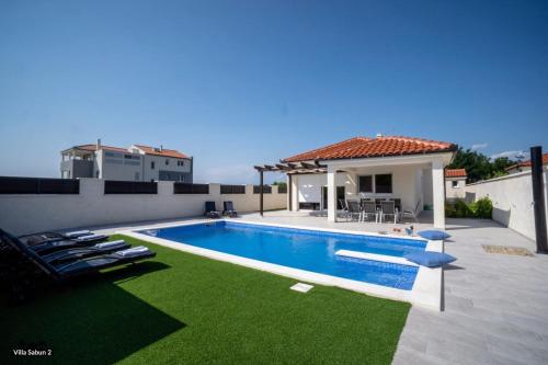 普利拉卡Villas Sabun - modern house with heated pool的相册照片