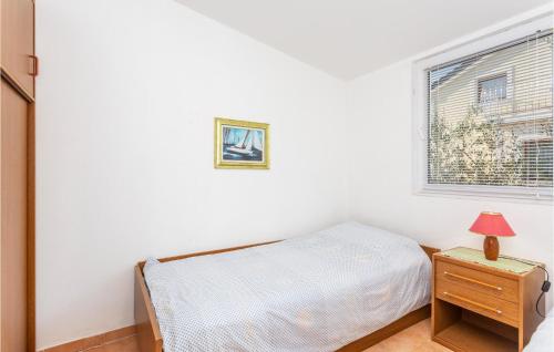 利纳迪奇1 Bedroom Beautiful Apartment In Linardici的相册照片