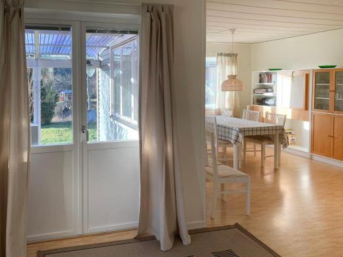 AdelsöChalet Lindby Pärlan - STH150 by Interhome的相册照片