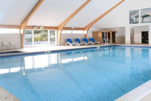 帕兹托Retallack Resort 4 bedroom lodge - Hot Tub for hire on request -Pool & Spa的相册照片
