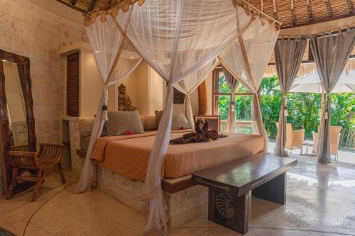 La Joya Balangan Resort客房内的一张或多张床位