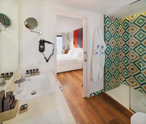 H10海洋梦想精品酒店 - 仅限成人入住的一间浴室