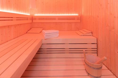 宾茨Safari Lodge Prora - mit Sauna und direktem Strandzugang的相册照片