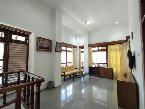 日惹Ayodya Inn , Yogyakarta Lodging , Digital Nomads , Entrepreneurs Centre , CoWorking Space , CoLiving , Kost Lengkap , Exclusive Boarding House and Student Accommodation in Jogjakarta City Center !的相册照片