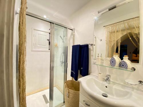 Villa Calma - Vue Mer的一间浴室