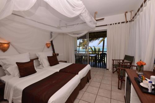 蒙巴萨巴哈里海滩酒店的相册照片