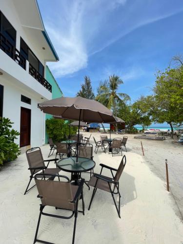 古莉Beach Walk Villa Maldives的相册照片