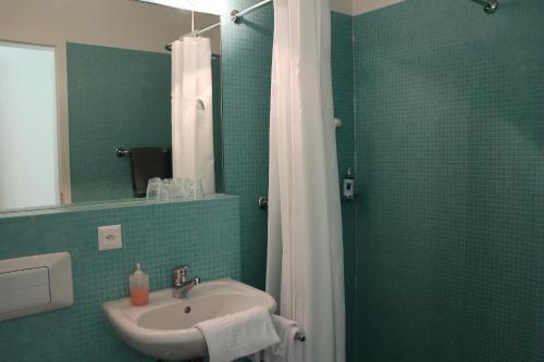 韦吉斯安西塞姆那酒店的一间浴室