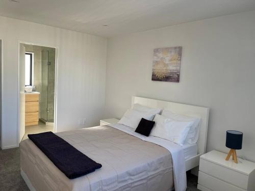 奥克兰4 bedroom home fully furnished in Papakura, Auckland的相册照片