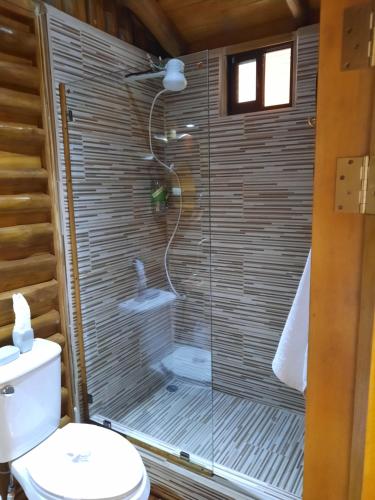 Eco-Turismo Guayacanes的一间浴室