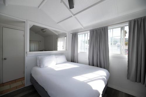 荷摩沙酒店客房内的一张或多张床位