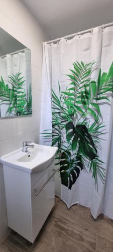 卡巴那旅馆的一间浴室
