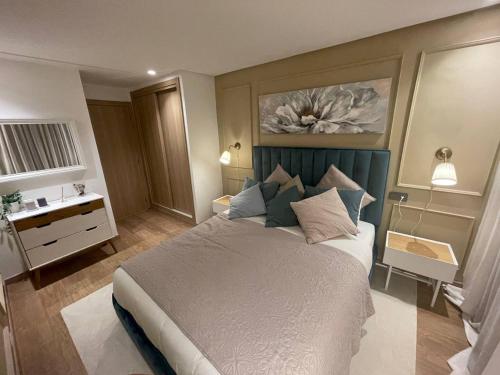 Prime suites - Casablanca corniche客房内的一张或多张床位