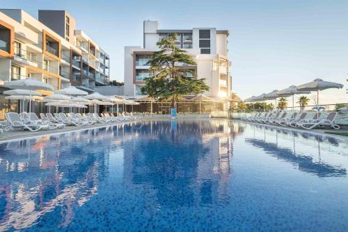 Sentido Marea Hotel - 24 hours Ultra All inclusive & Private Beach内部或周边的泳池