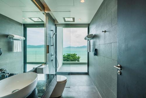 My Beach Resort Phuket的一间浴室