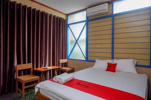 RedDoorz near Yogyakarta International Airport客房内的一张或多张床位