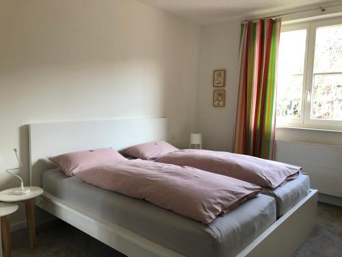 FeWo Rheine Stadtzentral客房内的一张或多张床位