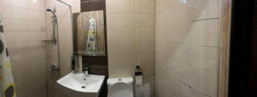 HASI hotel Jermuk的一间浴室