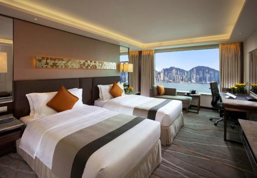 海景嘉福洲際酒店客房内的一张或多张床位