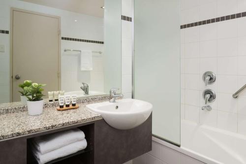 弗里曼特尔滨海莱吉斯酒店的一间浴室